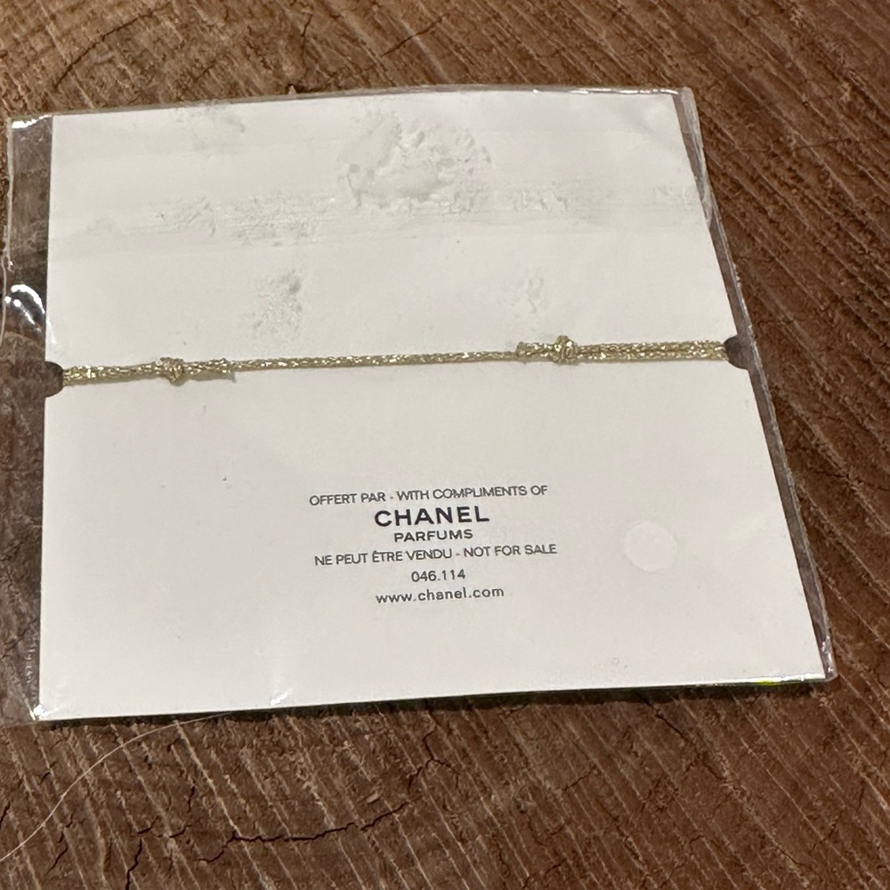 CHANEL Pafrums Black Camellia Bracelet - Picture 3 of 3